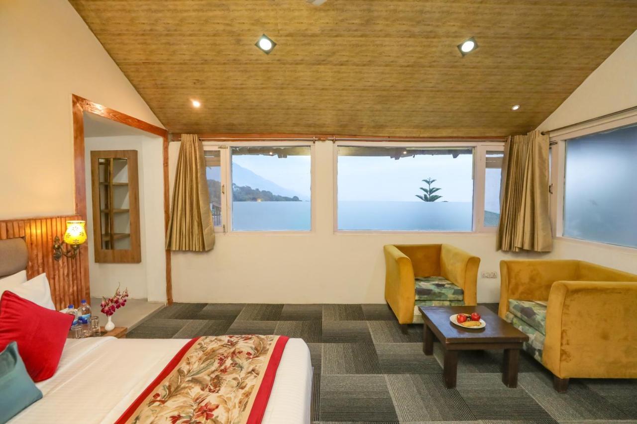 Regenta Resort Exotica Dharamshala On Hilltop エクステリア 写真
