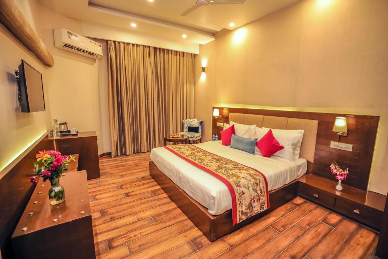 Regenta Resort Exotica Dharamshala On Hilltop エクステリア 写真