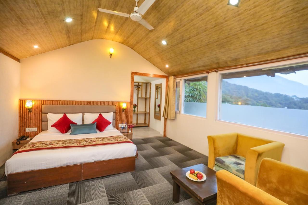 Regenta Resort Exotica Dharamshala On Hilltop エクステリア 写真