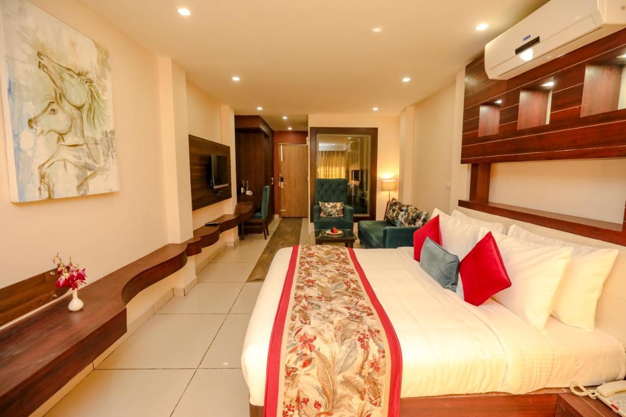 Regenta Resort Exotica Dharamshala On Hilltop エクステリア 写真